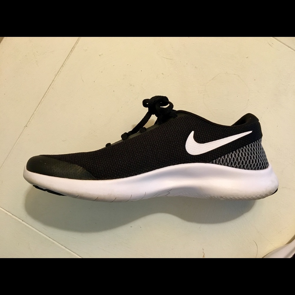 Nike Flex running sneakers
